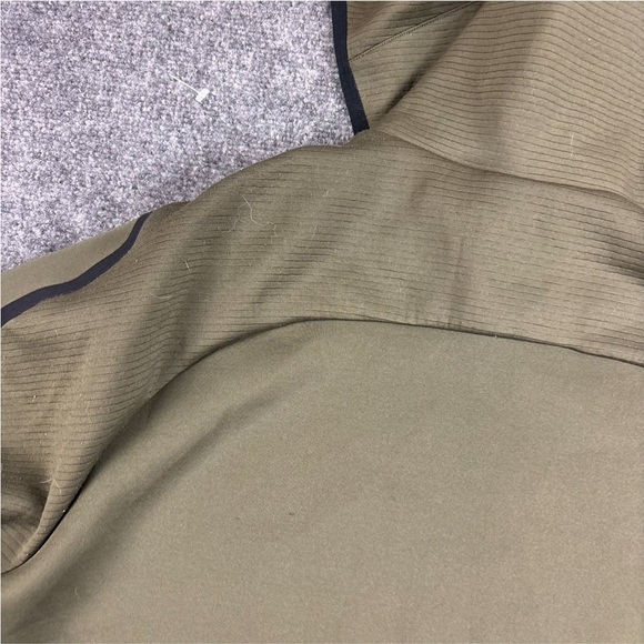 NIKE PRO Men’s Dri-Fit green/Black Pullover Hoodie Training Sweatshirt size: XL - Picture 3 of 9